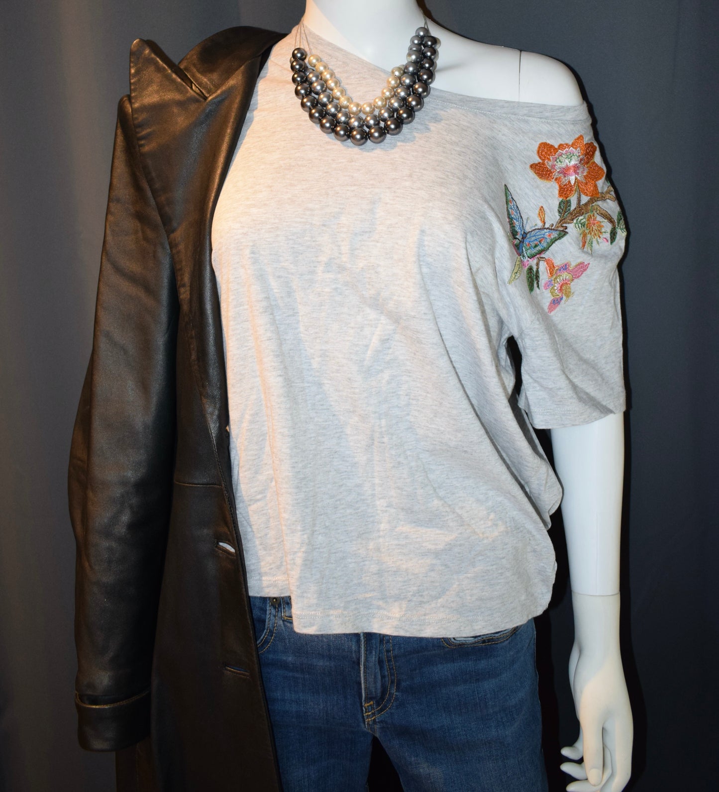 Real Leather Coat/ T-shirt/ Jeans